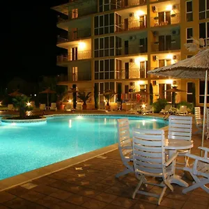 joya-park-apartments.goldensandshotels.net/